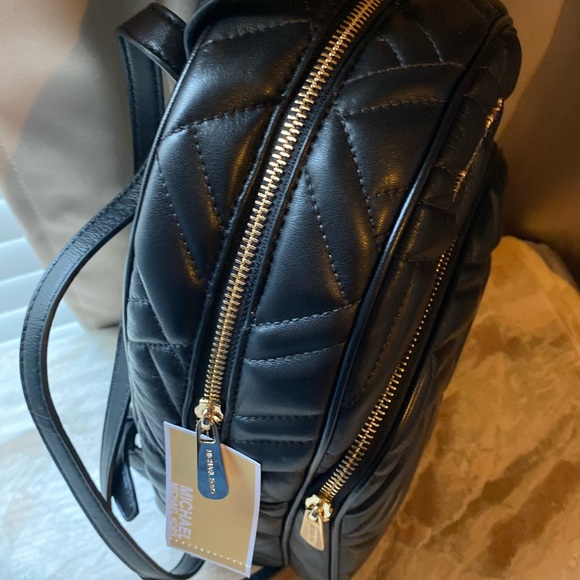 NEW Michael Kors Backpack - Picture 3 of 5